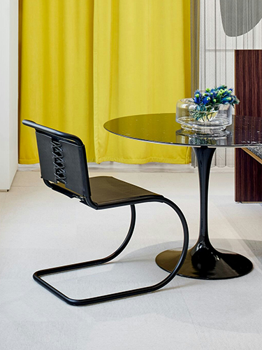 MR Chair