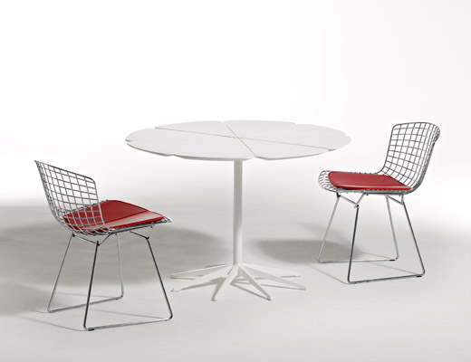 Richard Schultz Petal Table Bertoia Side Chairs