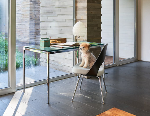 Saarinen Executive Plastic Back Armless Chair